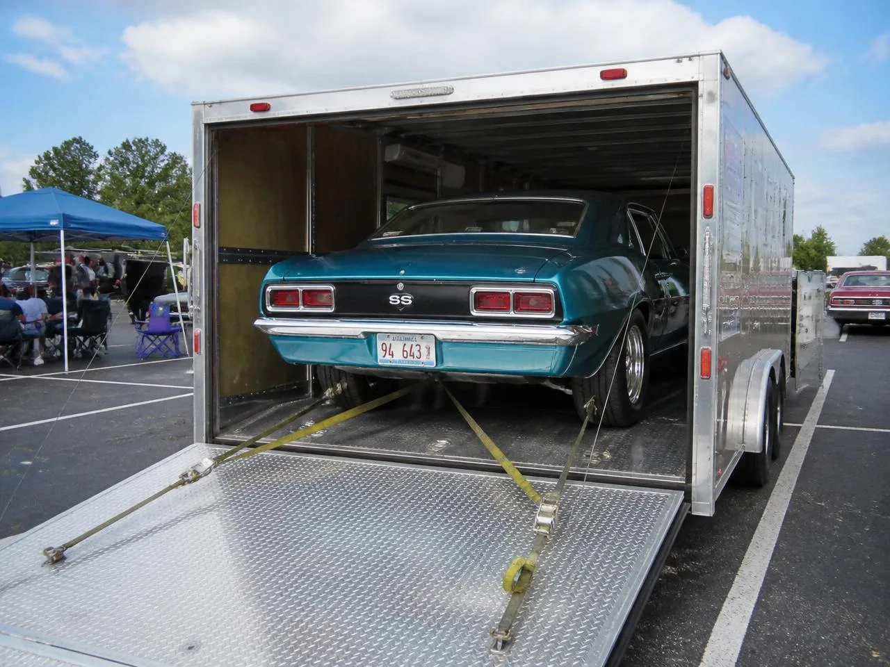 Open car hauler trailer